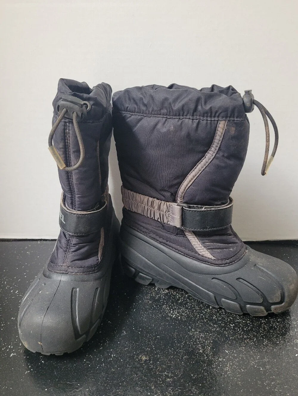 Sorel Black Kids Snow Boots with Drawstring Top and Insulated Inserts